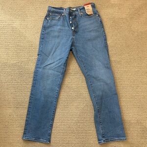 NWT Levi Wedgie Straight Jeans - women’s size 30